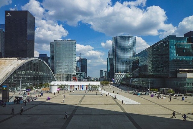 ດາວ​ໂຫຼດ​ຟຣີ City Esplanade Architecture - ຮູບ​ພາບ​ຟຣີ​ຫຼື​ຮູບ​ພາບ​ທີ່​ຈະ​ໄດ້​ຮັບ​ການ​ແກ້​ໄຂ​ກັບ GIMP ອອນ​ໄລ​ນ​໌​ບັນ​ນາ​ທິ​ການ​ຮູບ​ພາບ​