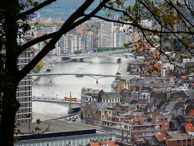 Téléchargement gratuit City River Landscape - photo ou image gratuite à éditer avec l'éditeur d'images en ligne GIMP