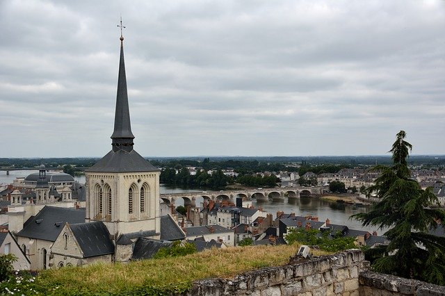 Unduh gratis City View Church France - foto atau gambar gratis untuk diedit dengan editor gambar online GIMP