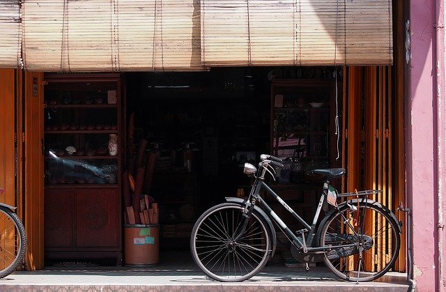 Muat turun percuma Classic Cycle Park Outdoor Old - foto atau gambar percuma percuma untuk diedit dengan editor imej dalam talian GIMP