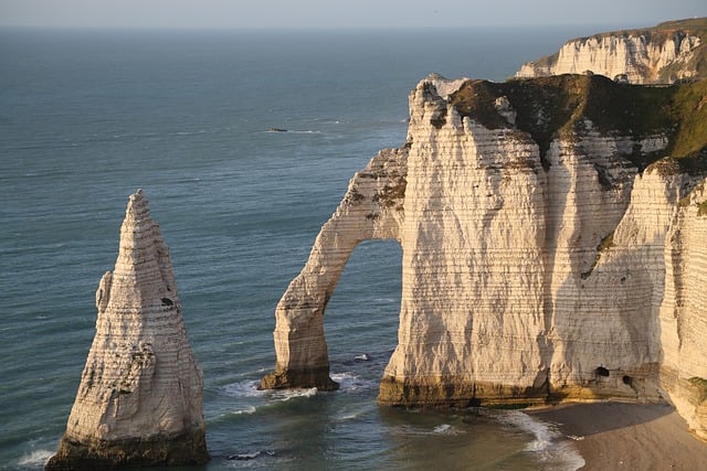 Free download cliff etretat sea roche nature free picture to be edited with GIMP free online image editor