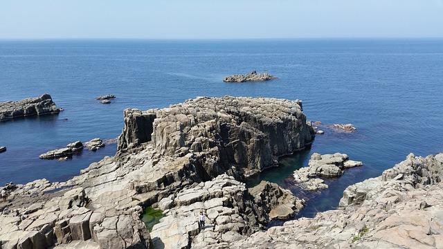 Free download cliff master jin bo japan sea free picture to be edited with GIMP free online image editor