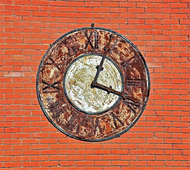 הורדה חינם Clock Vintage Rustic - תמונה או תמונה בחינם לעריכה עם עורך התמונות המקוון GIMP