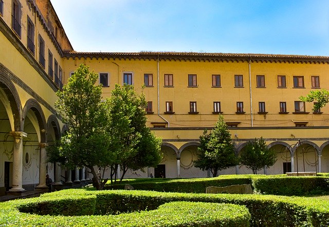 تنزيل مجاني Cloister Naples Religion - صورة مجانية أو صورة مجانية ليتم تحريرها باستخدام محرر الصور عبر الإنترنت GIMP