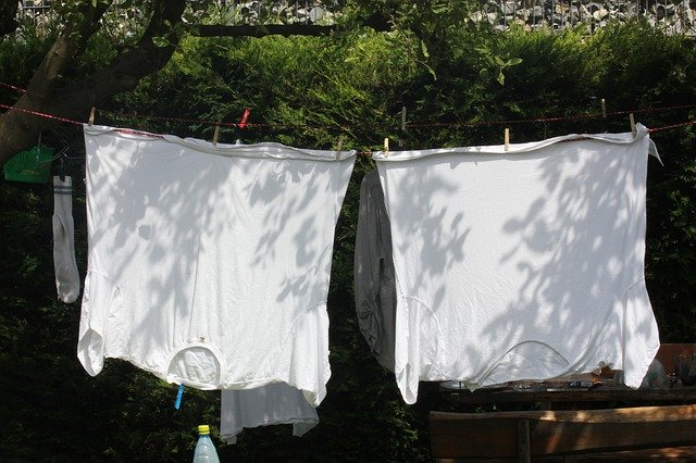 Free download Clothes Šňúra Hang -  free photo or picture to be edited with GIMP online image editor
