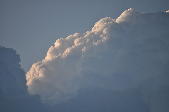 Téléchargement gratuit Cloud Clouds Sky - photo ou image gratuite à modifier avec l'éditeur d'images en ligne GIMP