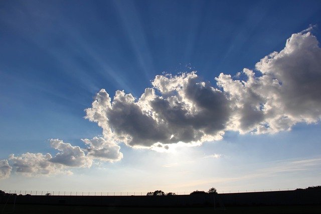 ດາວ​ໂຫຼດ​ຟຣີ Cloud Sky Sunset - ຮູບ​ພາບ​ຟຣີ​ຫຼື​ຮູບ​ພາບ​ທີ່​ຈະ​ໄດ້​ຮັບ​ການ​ແກ້​ໄຂ​ກັບ GIMP ອອນ​ໄລ​ນ​໌​ບັນ​ນາ​ທິ​ການ​ຮູບ​ພາບ​