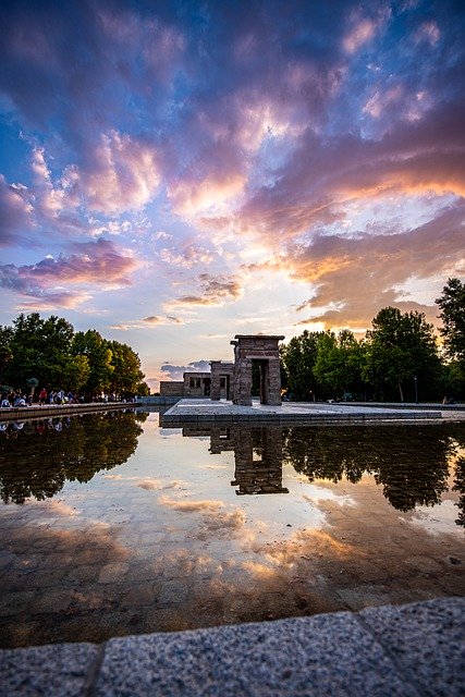 Безкоштовно завантажити Clouds Landscape Sunset - безкоштовне фото або зображення для редагування в онлайн-редакторі зображень GIMP