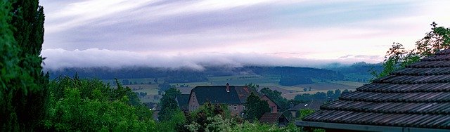 Téléchargement gratuit de Clouds Mountain Panorama - photo ou image gratuite à modifier avec l'éditeur d'images en ligne GIMP