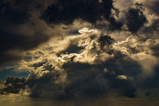 Téléchargement gratuit Nuages ​​Ciel Tempête Orageux - photo ou image gratuite à modifier avec l'éditeur d'images en ligne GIMP