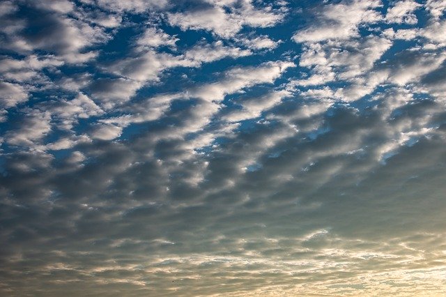 雲の白いふわふわを無料ダウンロード - GIMP オンライン画像エディターで編集できる無料の写真または画像