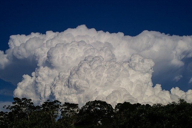 Muat turun percuma Cloud White Blue - foto atau gambar percuma untuk diedit dengan editor imej dalam talian GIMP