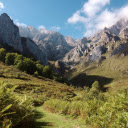 Cloudy mountains and valleys  screen for extension Chrome web store in OffiDocs Chromium
