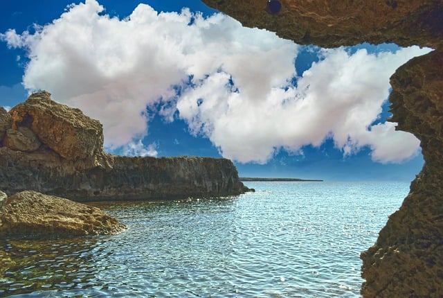 Kostenloser Download Küste Meer Landschaft felsige Küste Felsen kostenloses Bild, das mit dem kostenlosen Online-Bildeditor GIMP bearbeitet werden kann