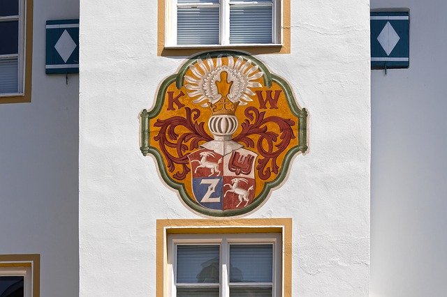 Kostenloser Download Wappen Fassadenarchitektur - kostenloses Foto oder Bild zur Bearbeitung mit GIMP Online-Bildbearbeitung