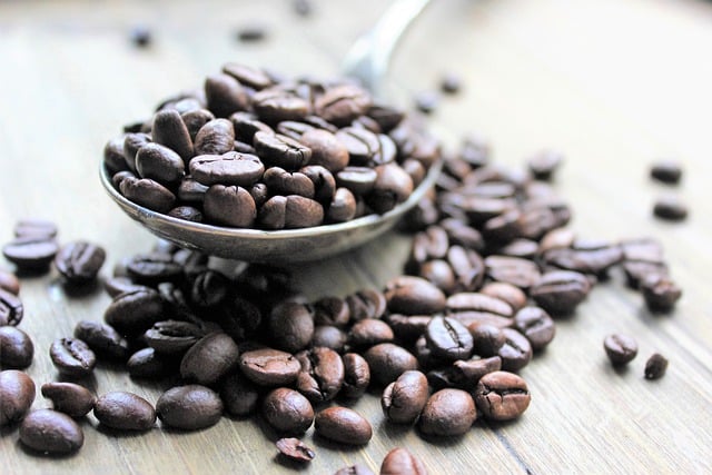 Free download coffee coffee beans spoon beans free picture to be edited with GIMP free online image editor