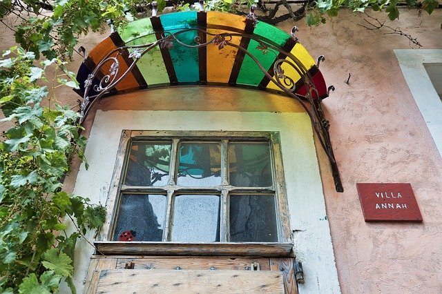 무료 다운로드 다채로운 입력 하우스 입구 - 무료 사진 또는 김프 온라인 이미지 편집기로 편집할 사진