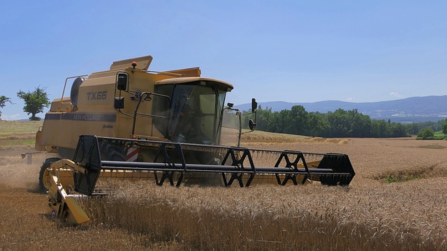 Free download combine cornfield cereals free picture to be edited with GIMP free online image editor