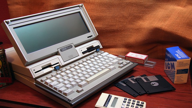 Free download computer laptop vintage free picture to be edited with GIMP free online image editor