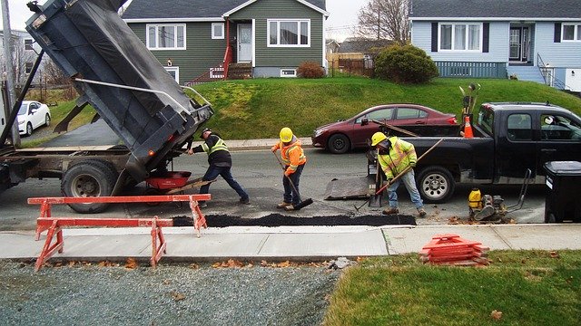 Template Photo Construction Workers Asphalt -  for OffiDocs