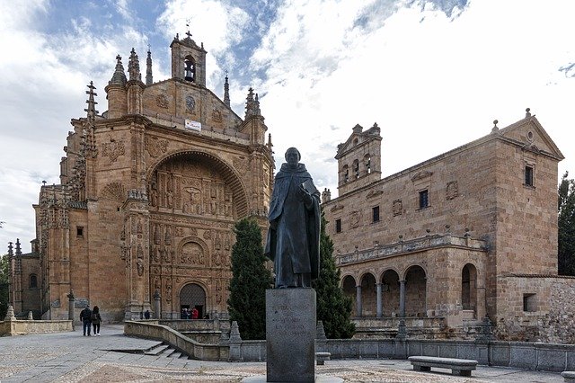 Unduh gratis Biara San Esteban Salamanca - foto atau gambar gratis untuk diedit dengan editor gambar online GIMP