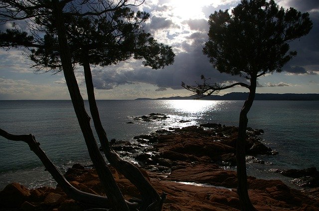 Descărcare gratuită Corsican Sea Side - fotografie sau imagini gratuite pentru a fi editate cu editorul de imagini online GIMP