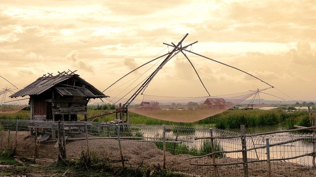 免费下载 Cottage Evening Cornfield The - 可使用 GIMP 在线图像编辑器编辑的免费照片或图片