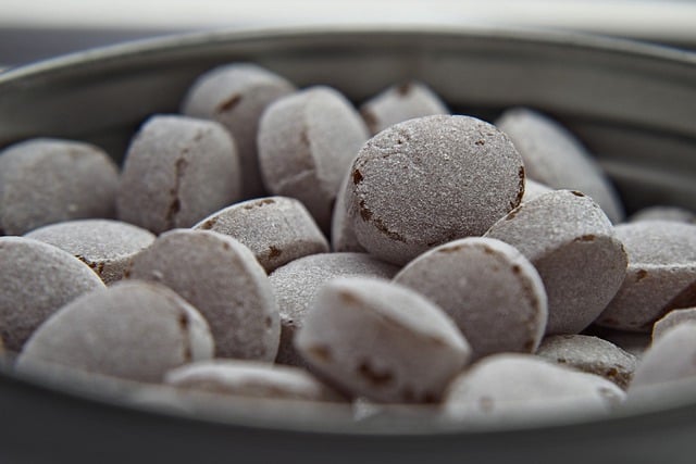 Free download cough drops sweets can sage cold free picture to be edited with GIMP free online image editor