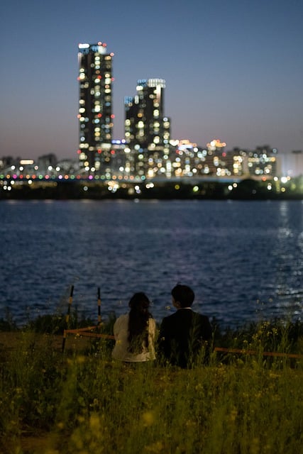 Free download couple building han river city free picture to be edited with GIMP free online image editor