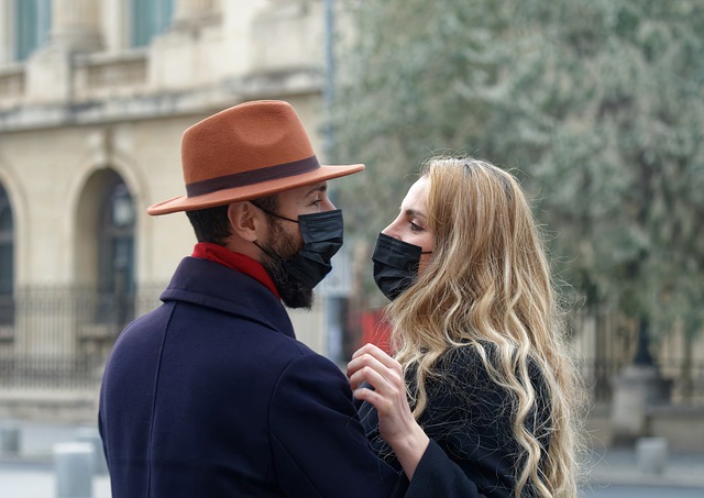 Free download couple romantic mask covid 19 free picture to be edited with GIMP free online image editor