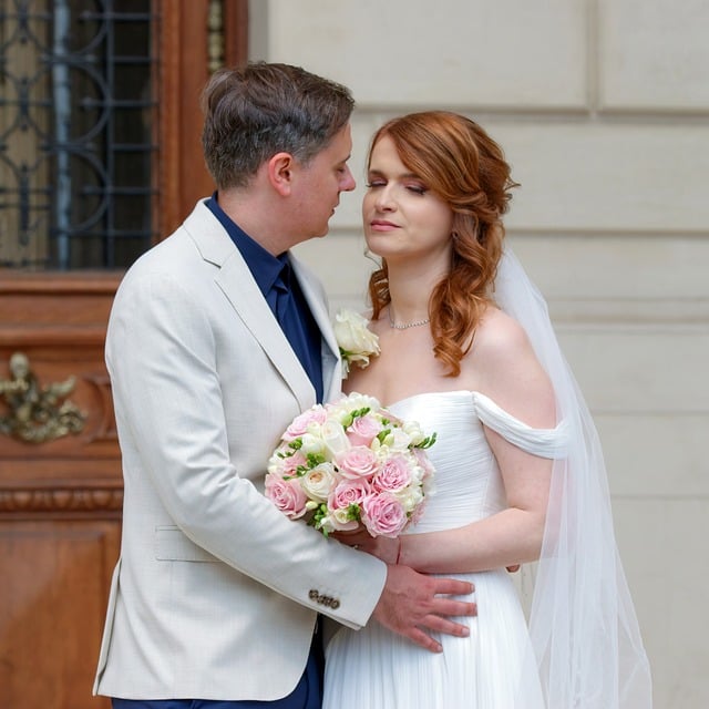 Free download couple young lovers married bride free picture to be edited with GIMP free online image editor