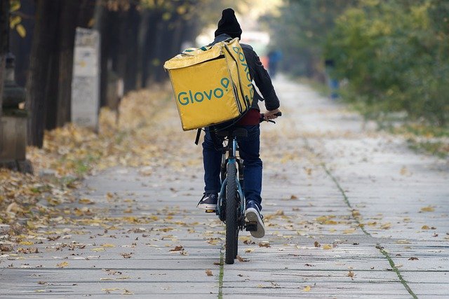 Free download courier delivery man free picture to be edited with GIMP free online image editor