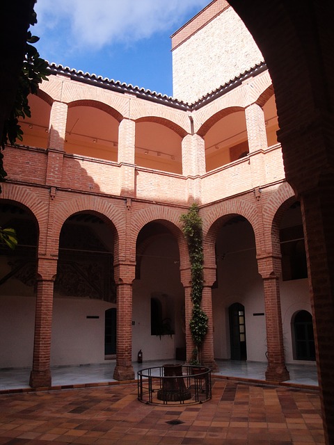 Free download courtyard arches columns mudejar free picture to be edited with GIMP free online image editor