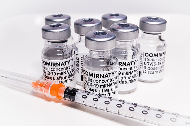 Free download covid vaccine biontech comirnaty free picture to be edited with GIMP free online image editor