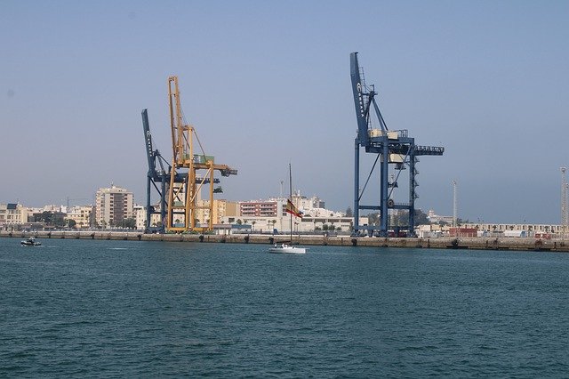 Descarga gratuita Cranes Portico Port Of Cadiz - foto o imagen gratis para editar con el editor de imágenes en línea GIMP