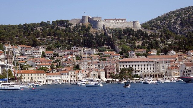 Téléchargement gratuit de l'île de Croatie à Hvar - photo ou image gratuite à éditer avec l'éditeur d'images en ligne GIMP