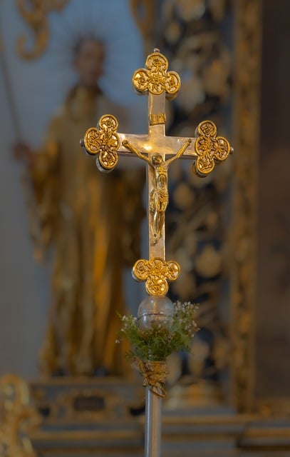 Free download cross church altar faith religion free picture to be edited with GIMP free online image editor