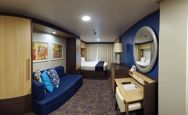 Unduh gratis Cruise Cabin Stateroom - foto atau gambar gratis untuk diedit dengan editor gambar online GIMP