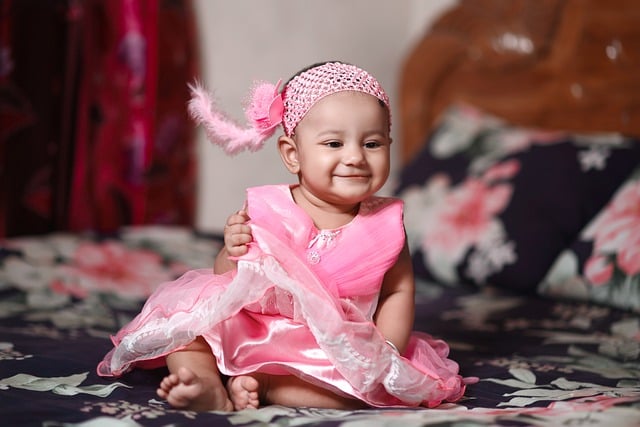Free download cute love smile baby child girl free picture to be edited with GIMP free online image editor