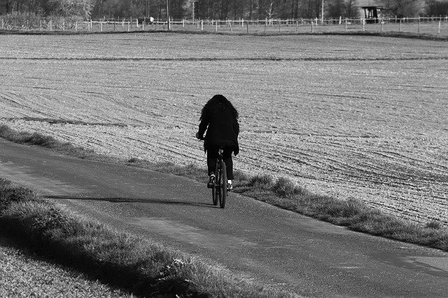 Free download cyclist bike path trip locomotion free picture to be edited with GIMP free online image editor