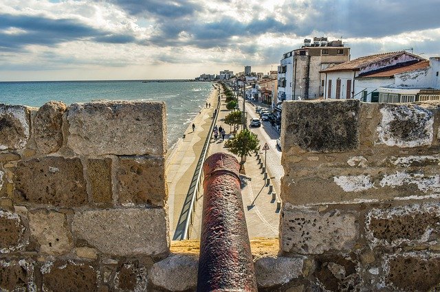Gratis download Cyprus Larnaca Old Town - gratis fotosjabloon om te bewerken met GIMP online afbeeldingseditor