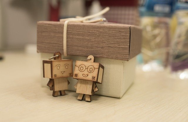 Free download Danbo Couple Love -  free photo or picture to be edited with GIMP online image editor