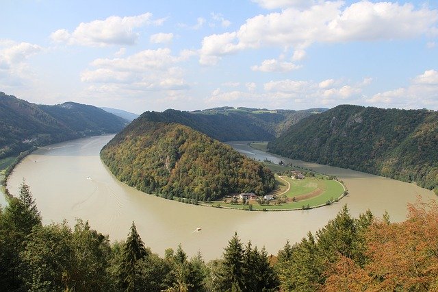 Danube Loop More'u ücretsiz indirin - GIMP çevrimiçi resim düzenleyici ile düzenlenecek ücretsiz fotoğraf veya resim