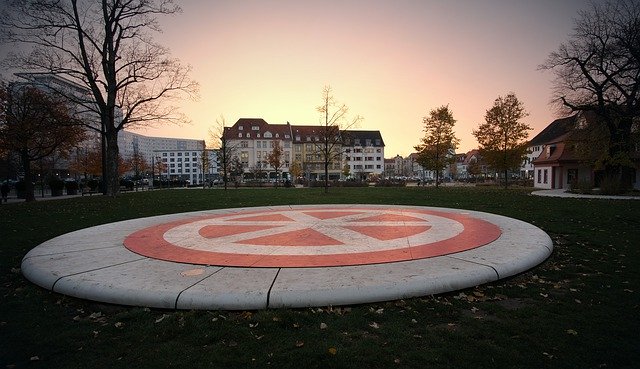 Muat turun percuma Deer Garden Erfurt Logo Coat Of - foto atau gambar percuma percuma untuk diedit dengan editor imej dalam talian GIMP