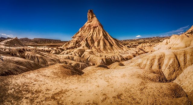 Scarica gratuitamente l'immagine del paesaggio di montagna del deserto da modificare con l'editor di immagini online gratuito GIMP