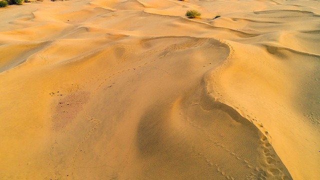 Muat turun percuma Desert Summer Sand - foto atau gambar percuma untuk diedit dengan editor imej dalam talian GIMP