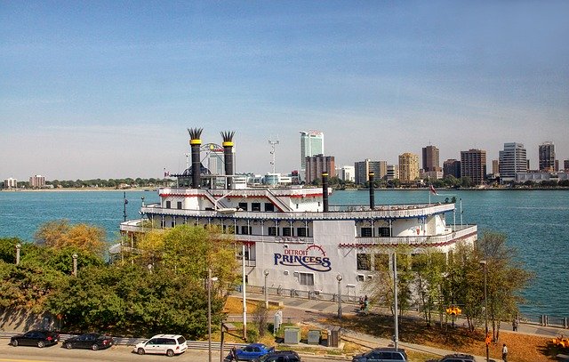 免费下载底特律河船 - 可使用 GIMP 在线图像编辑器编辑的免费照片或图片