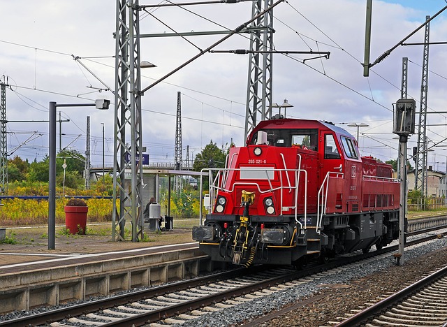 Free download deutsche bahn diesel locomotive free picture to be edited with GIMP free online image editor