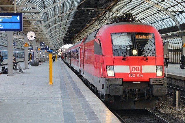 Free download deutsche bahn spandau br182 taurus free picture to be edited with GIMP free online image editor