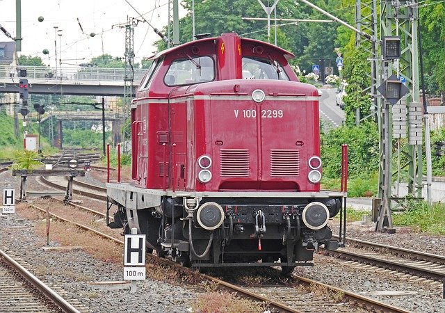 Free download diesel locomotive classic v100 free picture to be edited with GIMP free online image editor